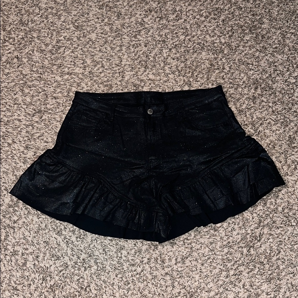 PLUS SIZE Black Ruffled Women's Shorts